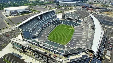 申花0射正费南多缺阵，亚冠赛0-3负于柔佛